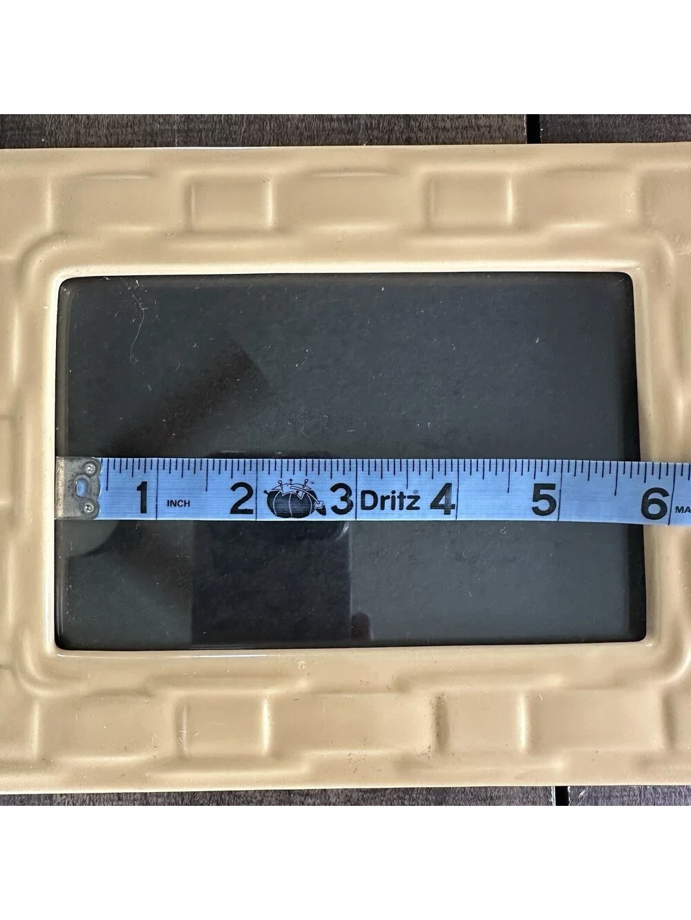 Beige Ceramic Basket Weave Picture Frame 4x6 Tabletop Wall Mount 8.5x6.5